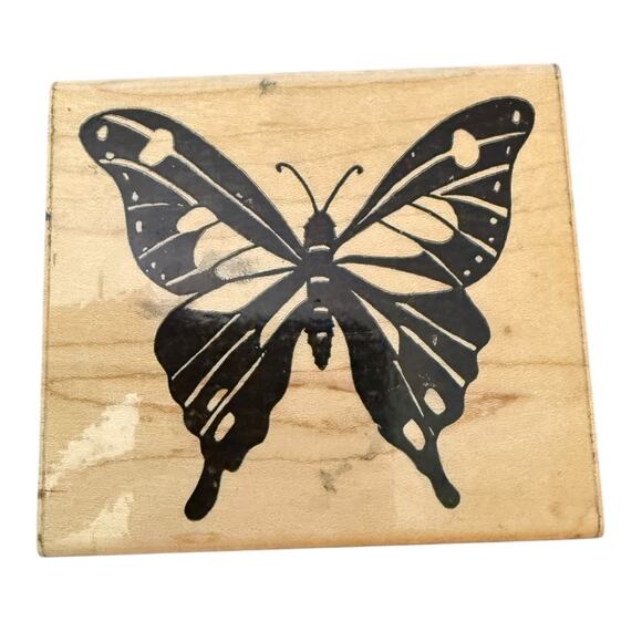 JRL Design Q245 Large Majestic Butterfly Rubber Stamp - Picture 1 of 3